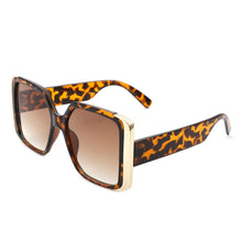 Load image into Gallery viewer, Retro Oversized Square Frame Sunglasses